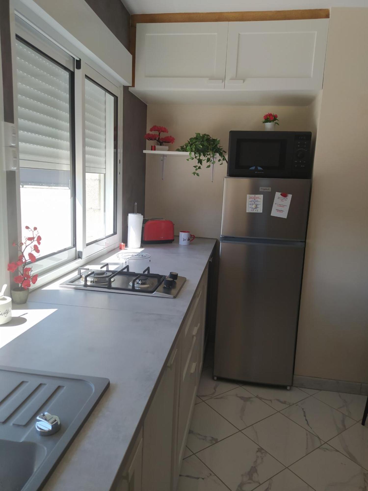 Studio Cosy Avec Terrasse Et Jacuzzi A Disposition De Mai A Aout Rians  ภายนอก รูปภาพ